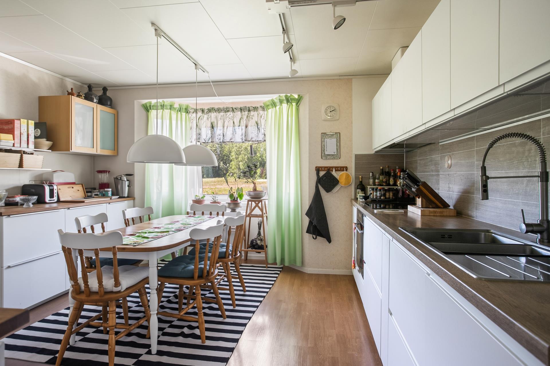 Härlig familjevilla med lantligt och vackert läge!